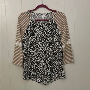 Leopard Print Long Sleeve Top